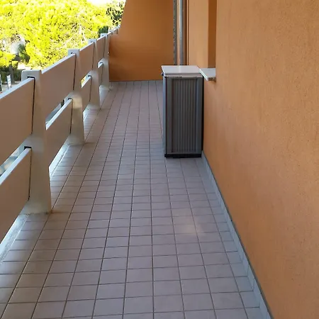 Апартаменты Three-bedroom Flat With Balcony In Бибионе
